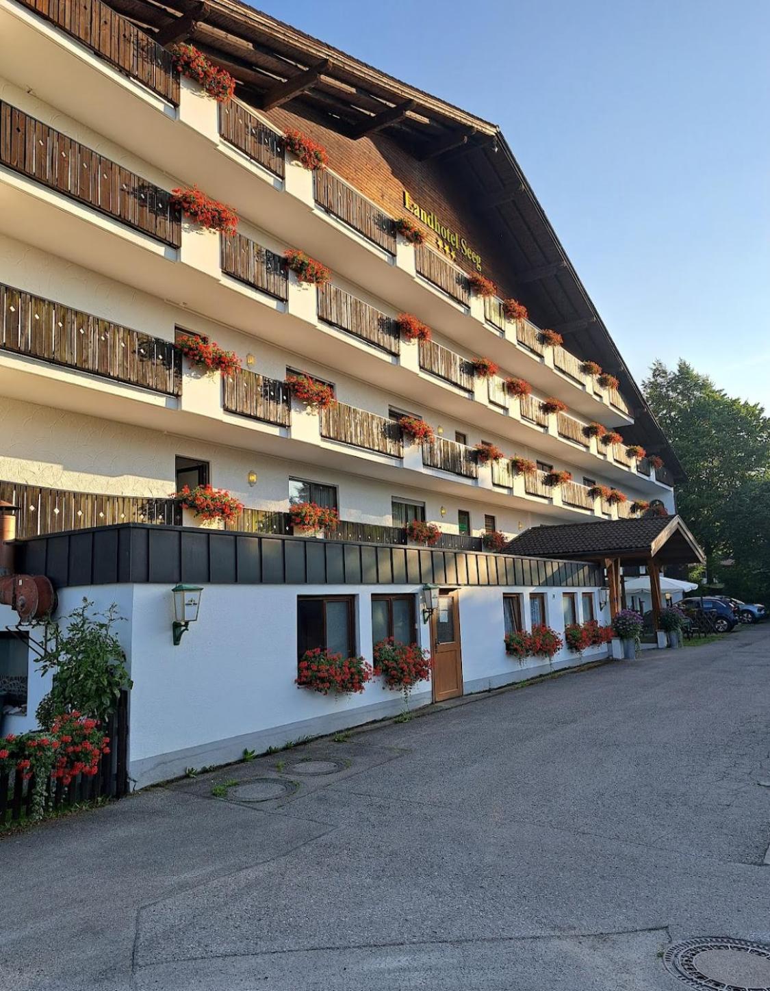 Ferienwohnung Darosa Gipfelglueck Seeg Bagian luar foto